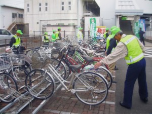 駐輪場での点検整備状況